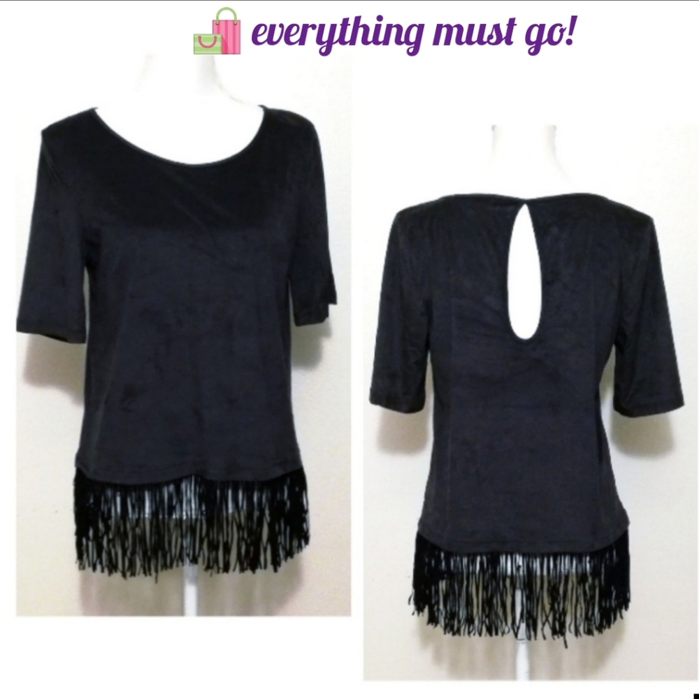 🖤Sassy & Trendy Faux Suede Fringed Hem Tee